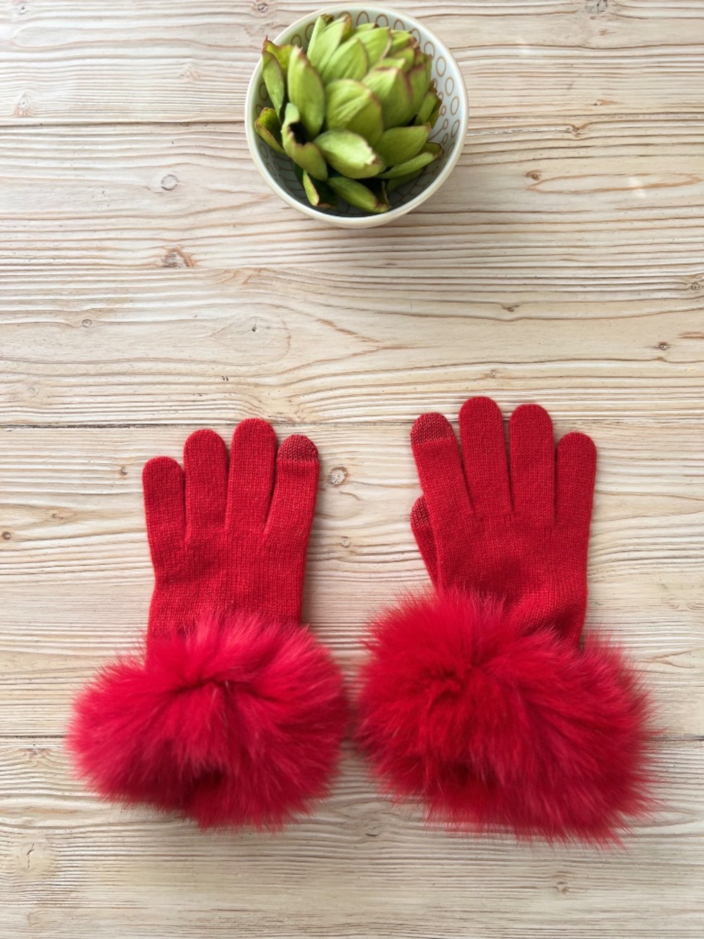 100% Cashmere Red Gloves with Fur Cuffs One Size - Picture 3 of 7